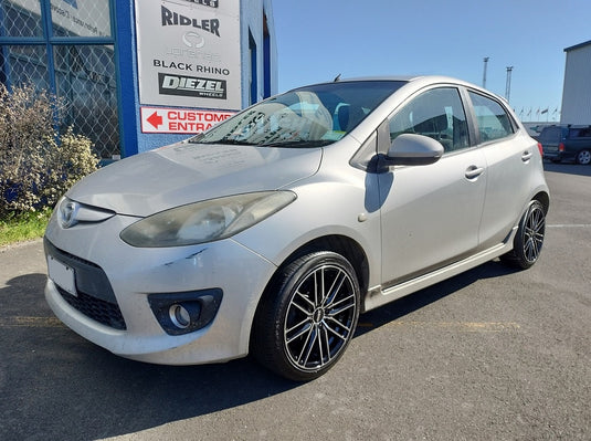 MAZDA 2 / DEMIO Mazda 2 (2008) on BGW Maze