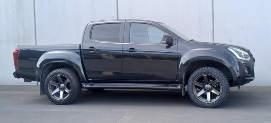 ISUZU D-MAX Isuzu D-Max (2017) on 20
