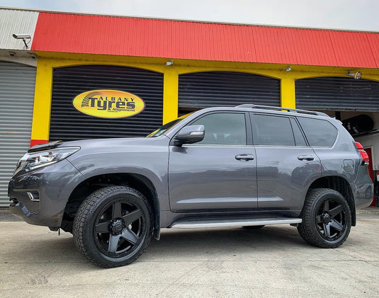 TOYOTA LAND CRUISER PRADO Toyota Prado on BGW Torment