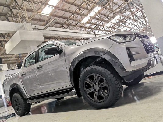 ISUZU D-MAX Isuzu D Max on Black Rhino Wanaka