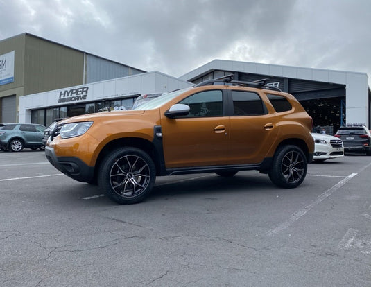 RENAULT DUSTER Renault Duster on BGW Compton