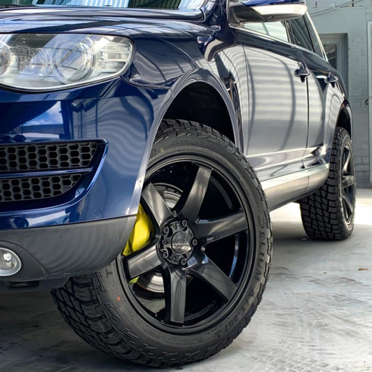 VOLKSWAGEN TOUAREG Volkswagen Touareg (2010) on BGW Beast