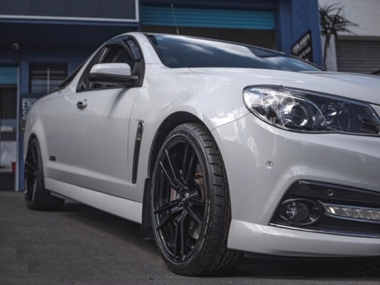 HOLDEN COMMODORE VE-VF Holden Commodore VF on BGW Sussex