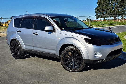 MITSUBISHI OUTLANDER Mitsubishi Outlander on BGW VM12