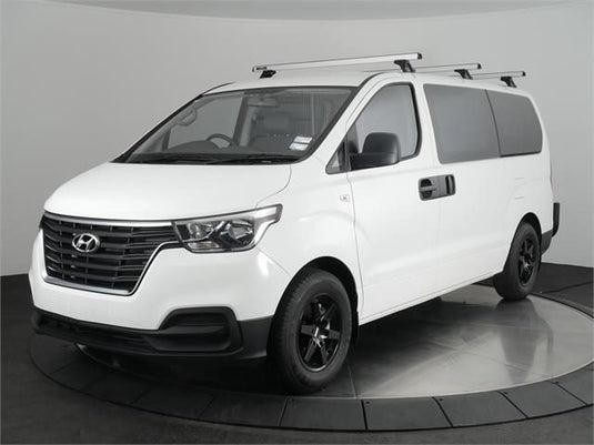HYUNDAI ILOAD / IMAX / H1 Hyundai iLoad on BGW Urban