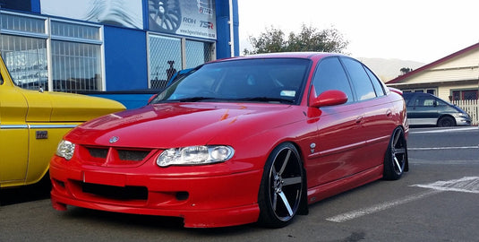 HOLDEN COMMODORE VB-VZ Holden Commodore on BGW Torque 18x9 all round
