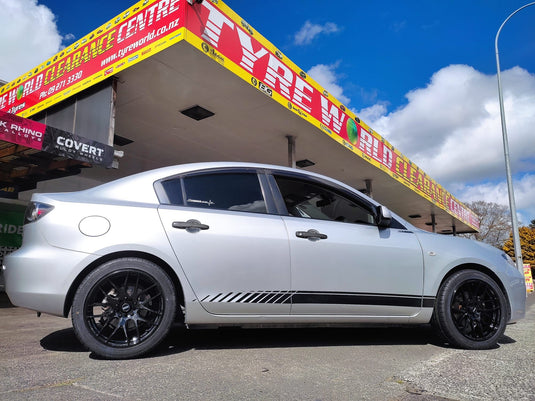 MAZDA 3 / AXELA Mazda Axela on BGW JDM
