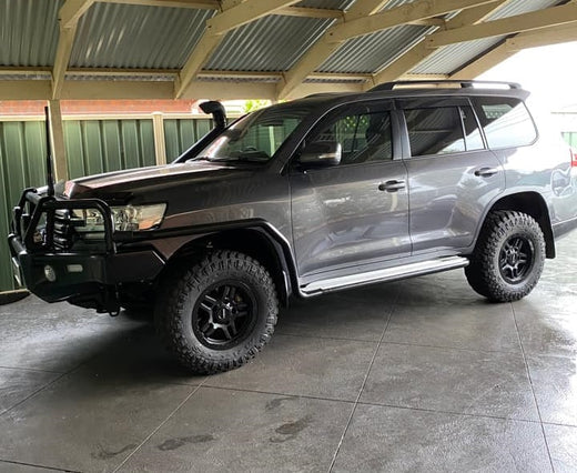 TOYOTA LAND CRUISER 200 SERIES Toyota Land Cruiser 200 Series on ROH Hammer
