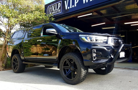 TOYOTA HILUX 4WD (6 STUD) Toyota Hilux on BGW Tempest with AMP Tyres