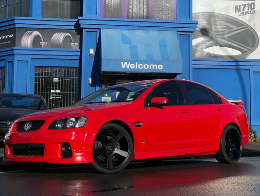 HOLDEN COMMODORE VE-VF Holden Commodore VE on BGW Boss