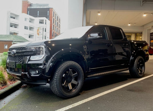 FORD RANGER Ford Ranger MY23 (2022) on Black Rhino Roku