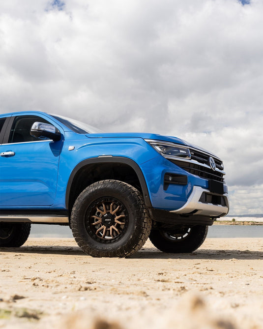VOLKSWAGEN AMAROK VW Amarok on ROH Raid