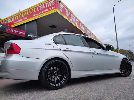 BMW 3 SERIES BMW 3 Series E90 on BGW Circuit