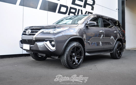 TOYOTA FORTUNER Toyota Fortuner on BGW Tempest