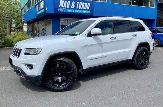 JEEP GRAND CHEROKEE Jeep Grand Cherokee on BGW Motion