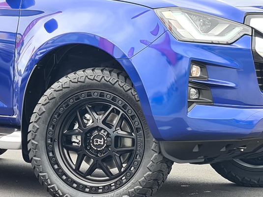 ISUZU D-MAX Isuzu D Max on Black Rhino Kelso
