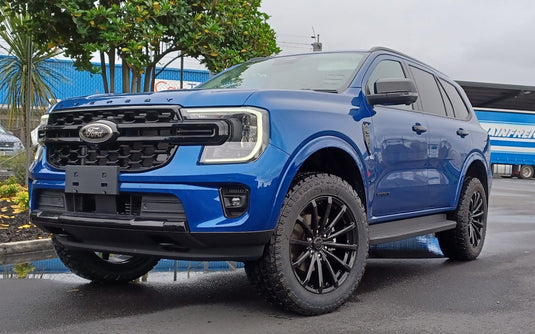 FORD EVEREST Ford Everest (2022) on BGW Blast w/Tri-Ace A/T's