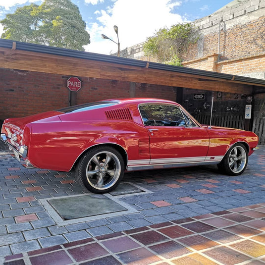 FORD MUSTANG Ford Mustang on Ridler R695