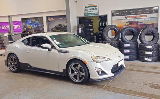 TOYOTA 86 Toyota 86 (2013) on BGW DC Five