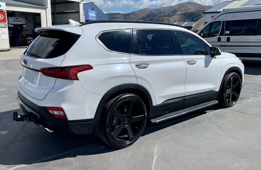 HYUNDAI SANTA FE Hyundai Santa Fe (2019) on BGW Boss