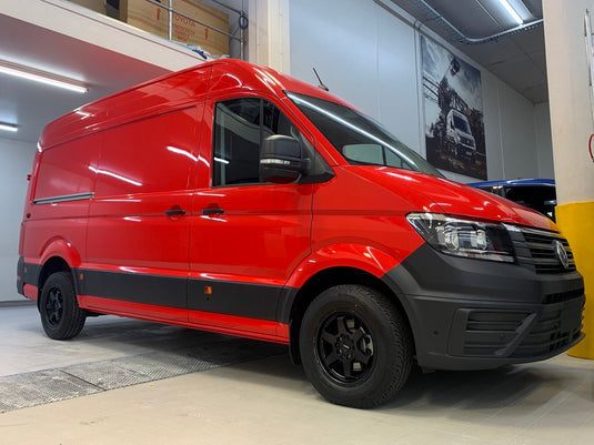 VOLKSWAGEN CRAFTER VW Crafter (2023) on 16