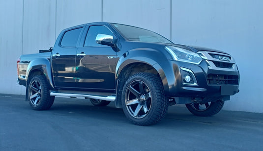 ISUZU D-MAX Isuzu D-Max on 20x9.5