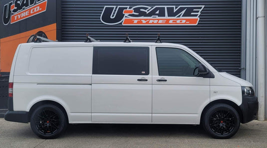 VOLKSWAGEN TRANSPORTER VW Transporter on Touren TR75