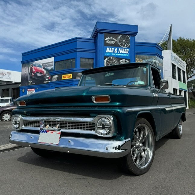 Chevrolet C10 (1965) on Ridler R650