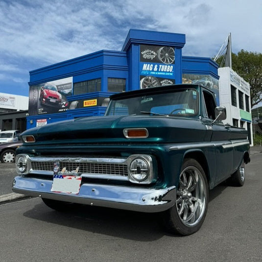 Chevrolet C10 (1965) on Ridler R650