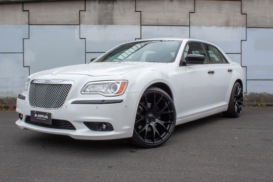 Chrysler 300C (2013) on BGW HCM