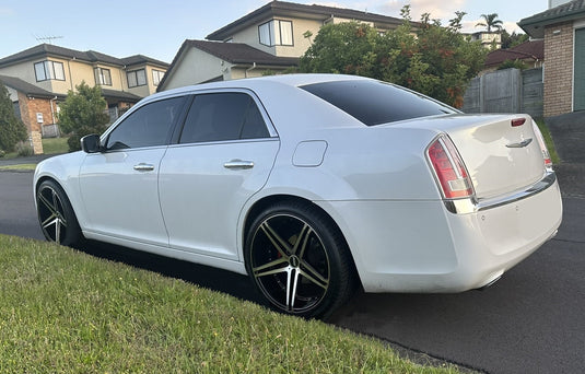 Chrysler 300C (2015) on BGW Saxon