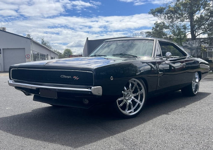 Dodge Charger (1968) on Ridler R695