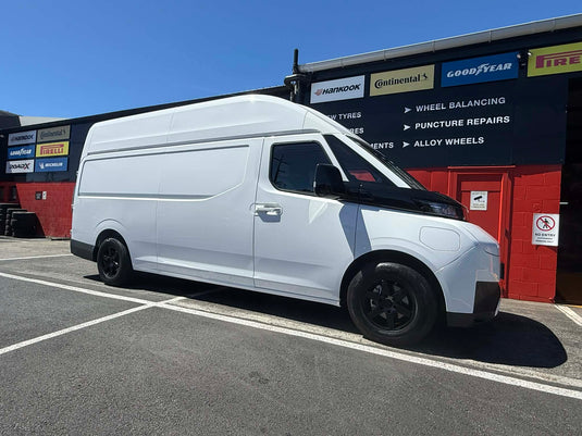 Farizon SuperVAN L3H3 (2026) on BGW Urban