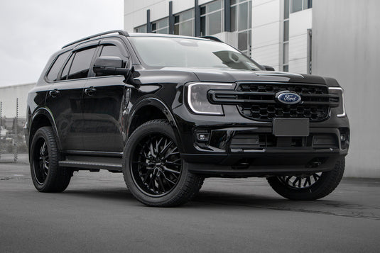 Ford Everest (2024) on BGW Insurgent