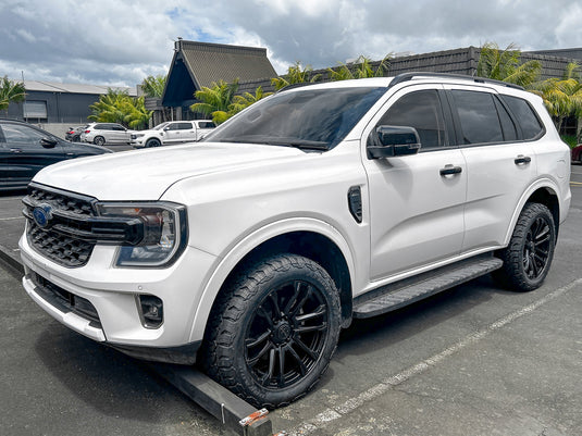 Ford Everest (2025) on Covert RV4