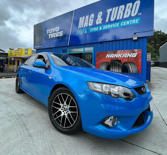 Ford Falcon on BGW JD-M