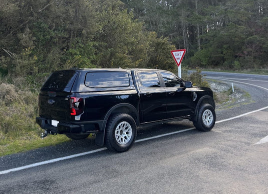 Ford Ranger 2025 fitted with ROH Crawler silver alloy wheels