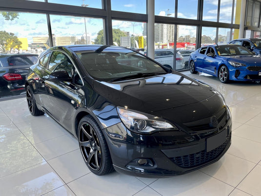 Holden Astra GTC Sport (2015) on BGW Cartel