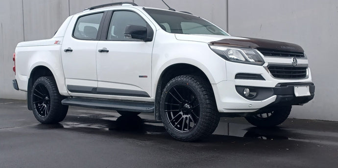 Holden Colorado (2017) on BGW Shadow
