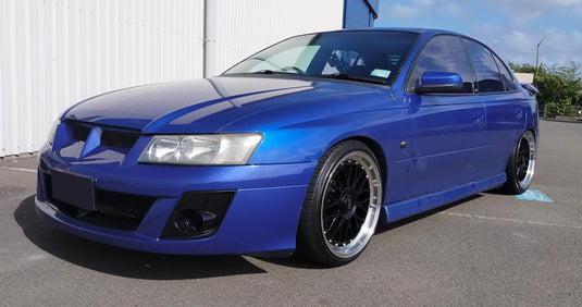 Holden Commodore VZ (2005) on BGW Euro Mesh