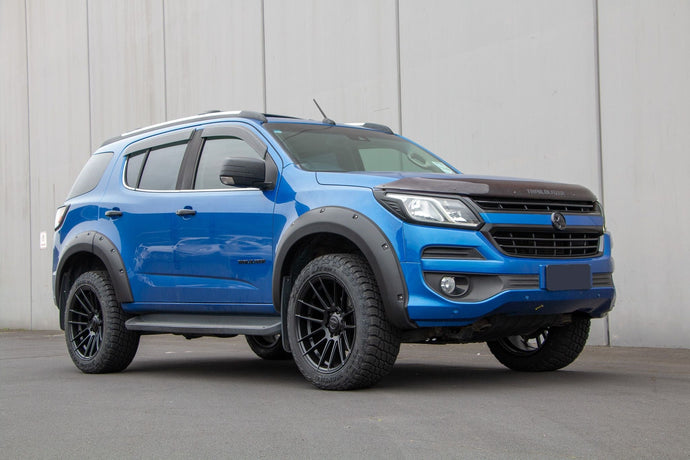 Holden Trailblazer (2017) on BGW Shadow