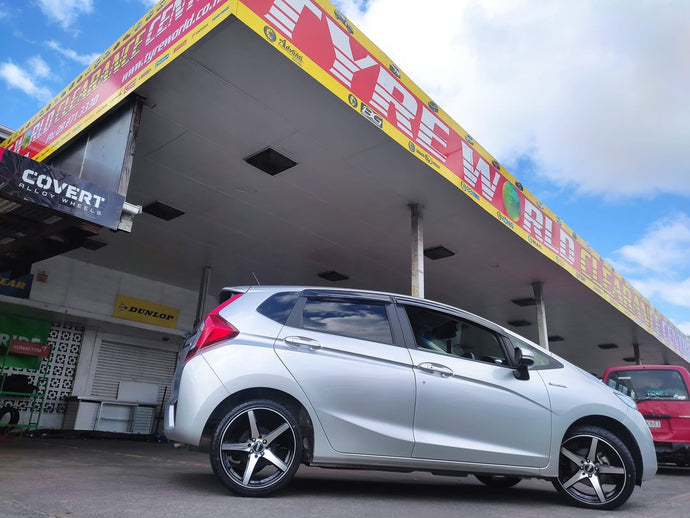 Honda Jazz on BGW Apex