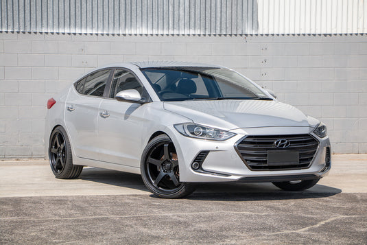Hyundai Elantra (2016) on BGW Laguna