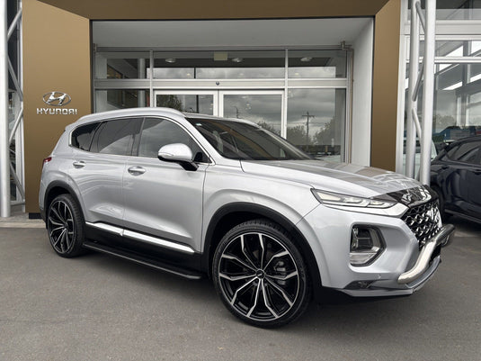 Hyundai Santa Fe (2019) on BGW Black Widow