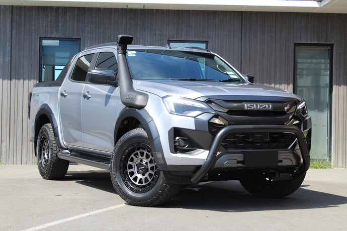 Isuzu D-Max (2024) on ROH Assault