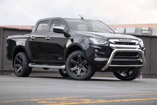 Isuzu D Max (2021) on Covert RV6