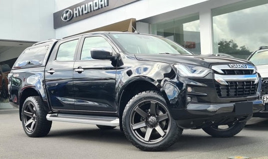 Isuzu D Max (2021) on BGW Beast