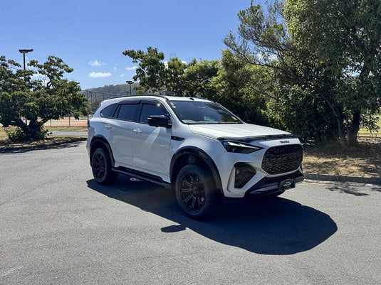 Isuzu MU-X (2026) on BGW Siege