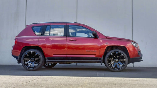 Jeep Compass (2016) on Covert RV3