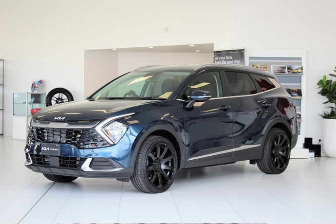 Kia Sportage (2023) on Covert RV3